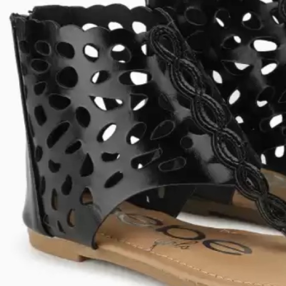 NWT BEBE GIRLS Shiny Black Perforated Cut Out Gladiator Goddess Bootie Sandals - Picture 8 of 9